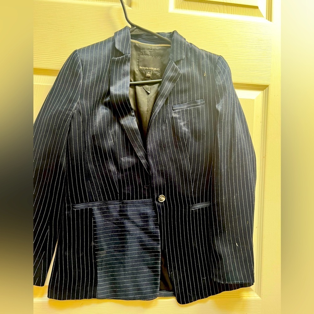Banana Republic Size 4 Pin Striped Blazer Dark Navy